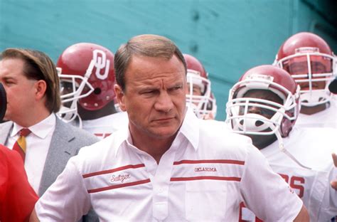 Barry Switzer reveals his recruiting pitch to Texas recruits