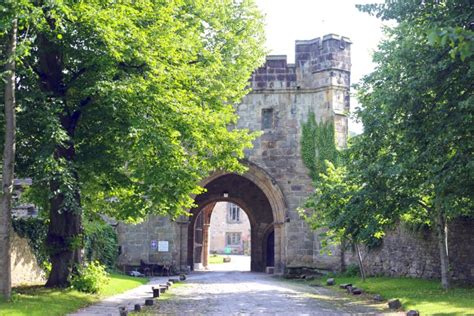 Pretty Places to Visit: Whalley in Lancashire - Scene Therapy