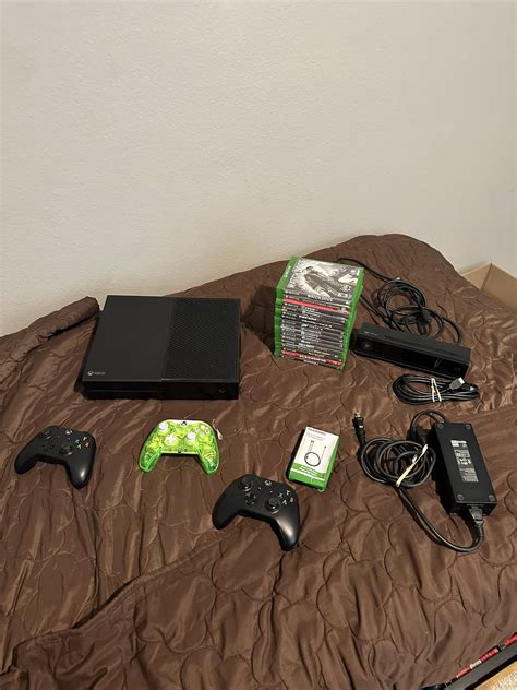 Xbox One 1tb Bundle for Sale in Polk City, FL - OfferUp