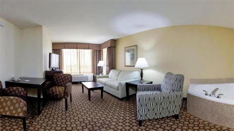 Holiday Inn Quincy East, an IHG Hotel Quincy, Illinois, US - Reservations.com