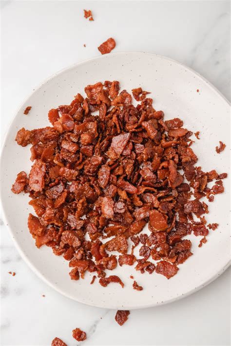 How To Make Bacon Bits (Bacon Crumbles) - The Dinner Bite