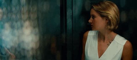 Shailene Woodley Allegiant GIF by The Divergent Series - Find & Share ...