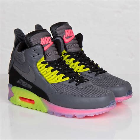 Nike Air Max 90 Sneakerboot Ice - 684722-002 - Sneakersnstuff (SNS ...