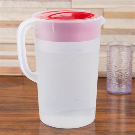 Rubbermaid 1978082 1 Gallon Plastic Pitcher with Lid