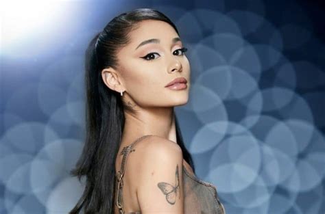 10 Best Ariana Grande Songs of All Time - Singersroom.com