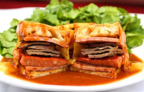 Classic Porto Francesinha Recipe | Recipe | Recipes, Portuguese recipes, Stuffed peppers