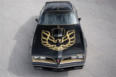 1977 Pontiac Firebird Trans AM “Smokey and the Bandit” Promo Car Sells for $550K - autoevolution