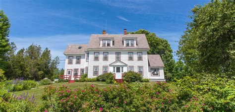 Sea Captains House – Acadia Oceanside