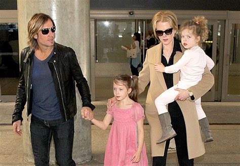 Multiple-Award Winning Nicole Kidman's family: kids and husbands