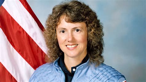 Who Is Christa McAuliffe? The Teacher Died In Challenger Disaster ...