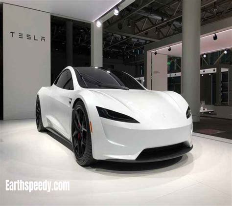 Tesla Roadster: Faster, Sleeker, and Sexier - EARTH SPEEDY