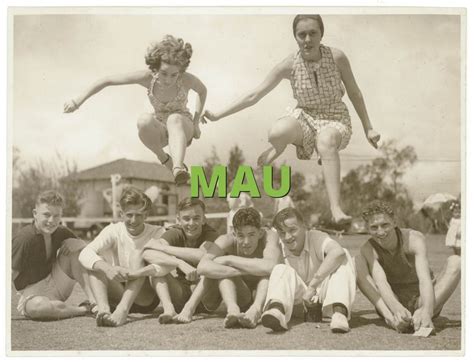 MAU » What does MAU mean? » Slang.org