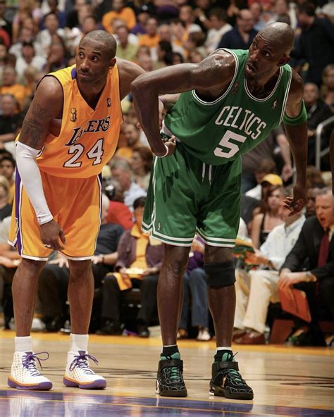 What shoes was Kobe wearing here? : r/lakers