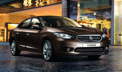 Renault Fluence: small sedan gets first facelift - Photos (1 of 7)
