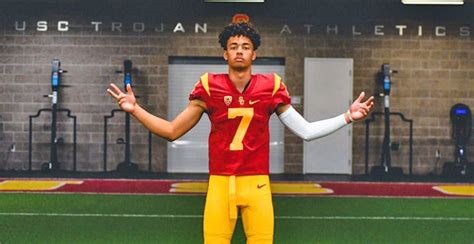 Five-star 2023 QB Malachi Nelson commits to USC