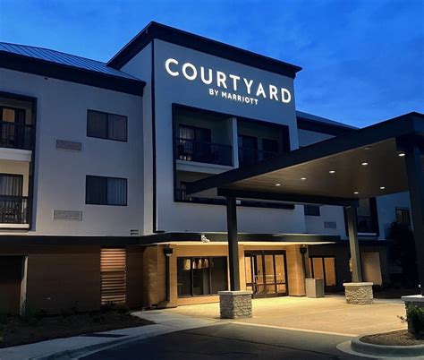 COURTYARD BY MARRIOTT CHARLOTTE BALLANTYNE - NEWLY RENOVATED - Prices & Resort Reviews (NC)