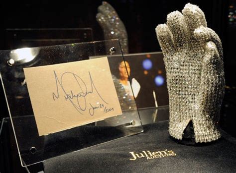 Michael Jackson's Glove Sells for $190K - Essence | Essence