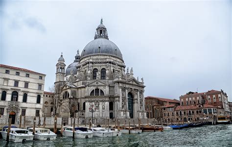 Download Canal Cathedral Italy Venice Religious Cathedral Santa Maria Della Salute HD Wallpaper