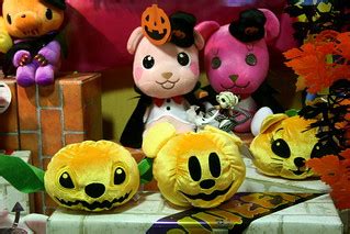 Cute stuffed animals, Tokyo | Taken in Tokyo, Japan, in 2007… | Flickr