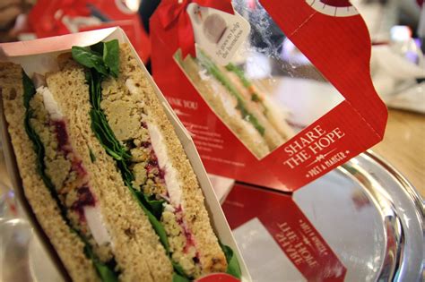 Must eat: Sandwiches at Pret-a-Manger: London | Chasing a Plate | Food Obsessed Travel