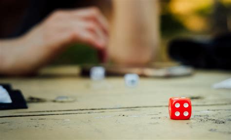 10 Best Travel Board Games For Adults - Live Your Dream TODAY