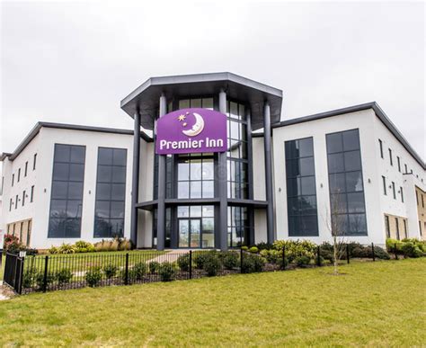 PREMIER INN BICESTER HOTEL - UPDATED 2023 Reviews & Price Comparison (England) - Tripadvisor