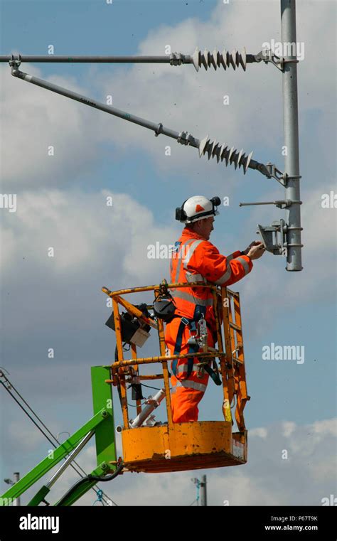 Catenary construction hi-res stock photography and images - Alamy