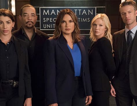 SVU Exclusive: Get the Scoop on NBC's Big Retrospective Special | E! News