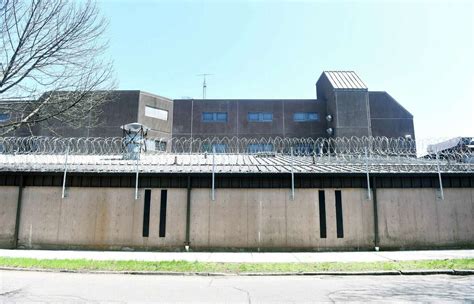 New Haven correctional officer on leave after inmate death