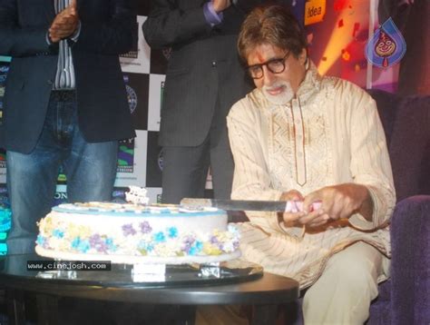 Sony TV Celebrates Big B Birthday - Photo 2 of 25