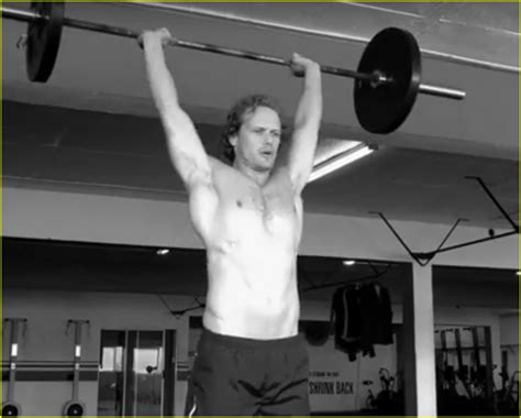 Sam Heughan Is Shirtless & Ripped for 'Men's Health South Africa ...