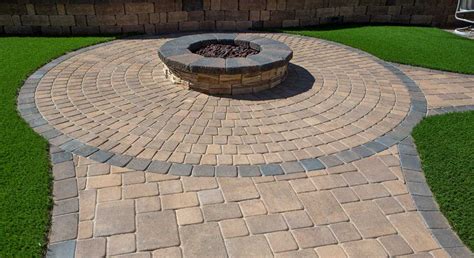 Concrete Paver Circle Pattern - RCP Block & Brick