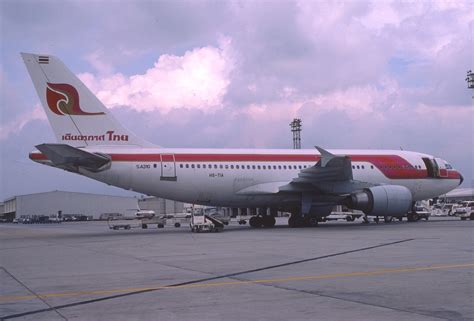 Thai Airways Airbus A310-204; HS-TIA, June 1987 | First flig… | Flickr