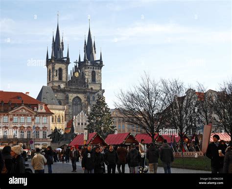 Prague Old Town Square Christmas Market Stock Photo - Alamy