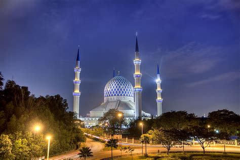 Places of Peace – Beautiful Mosques in Malaysia and Where to Find Them - Gaya Travel Magazine