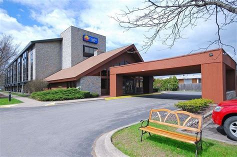 Comfort Inn & Suites Syracuse-Carrier Circle, Syracuse - HotelTonight