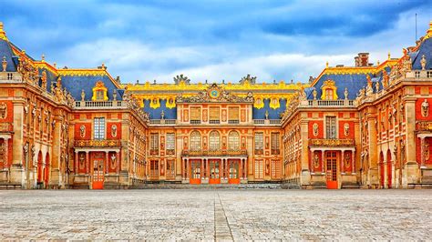 The Amazing Architecture of The Palace of Versailles - YouTube