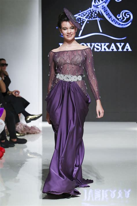 Kibovskaya fashion show, Arab Fashion Week collection Spring Summer ...