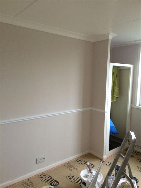 dulux nutmeg white - Google Search #femininelivingroomdecor | Hallway colours, Living room paint ...