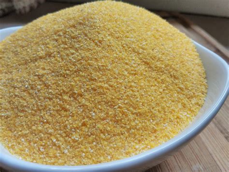 Can You Substitute Cornmeal for Flour? - Food Fidelity