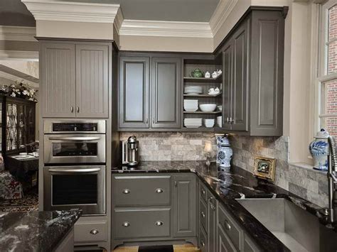 Steps in Choosing the Right Gray Kitchen Cabinets - My Kitchen Interior | MYKITCHENINTERIOR