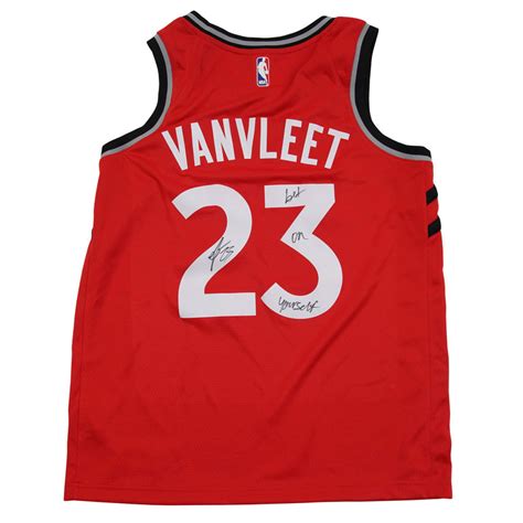 Fred VanVleet Autographed Jersey – Underdogs United