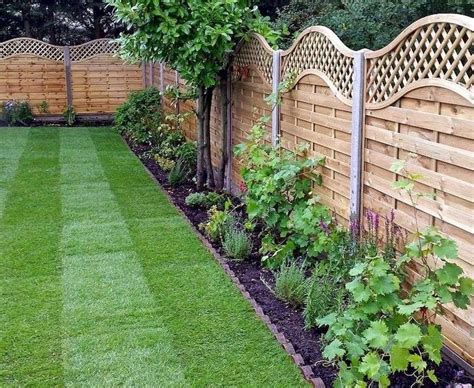 6 Beautiful Backyard Garden Fence Ideas | KIDDONAMES