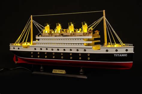 RMS Titanic Model Cruise with LED lights | Etsy