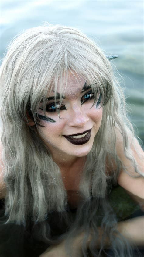 Siren Videos & Pictures: Photographic Proof that Mermaid Phantom is a Little bit Wonky — The ...