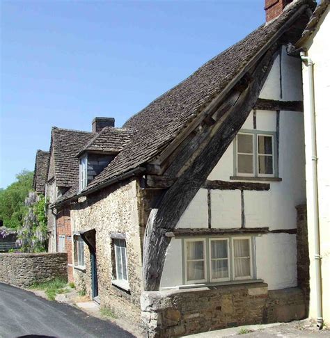 English Buildings: Lacock, Wiltshire