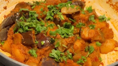 Spicy potato and aubergine curry recipe - YouTube