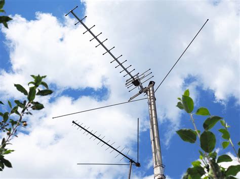 DIY Long Range TV Antenna | Mother Earth News