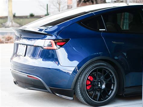 Tesla Model Y Carbon Fiber Performance Rear Spoiler – TESLARATI Marketplace