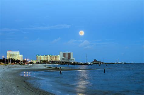 Biloxi Mississippi Photos Stock Photos, Pictures & Royalty-Free Images - iStock